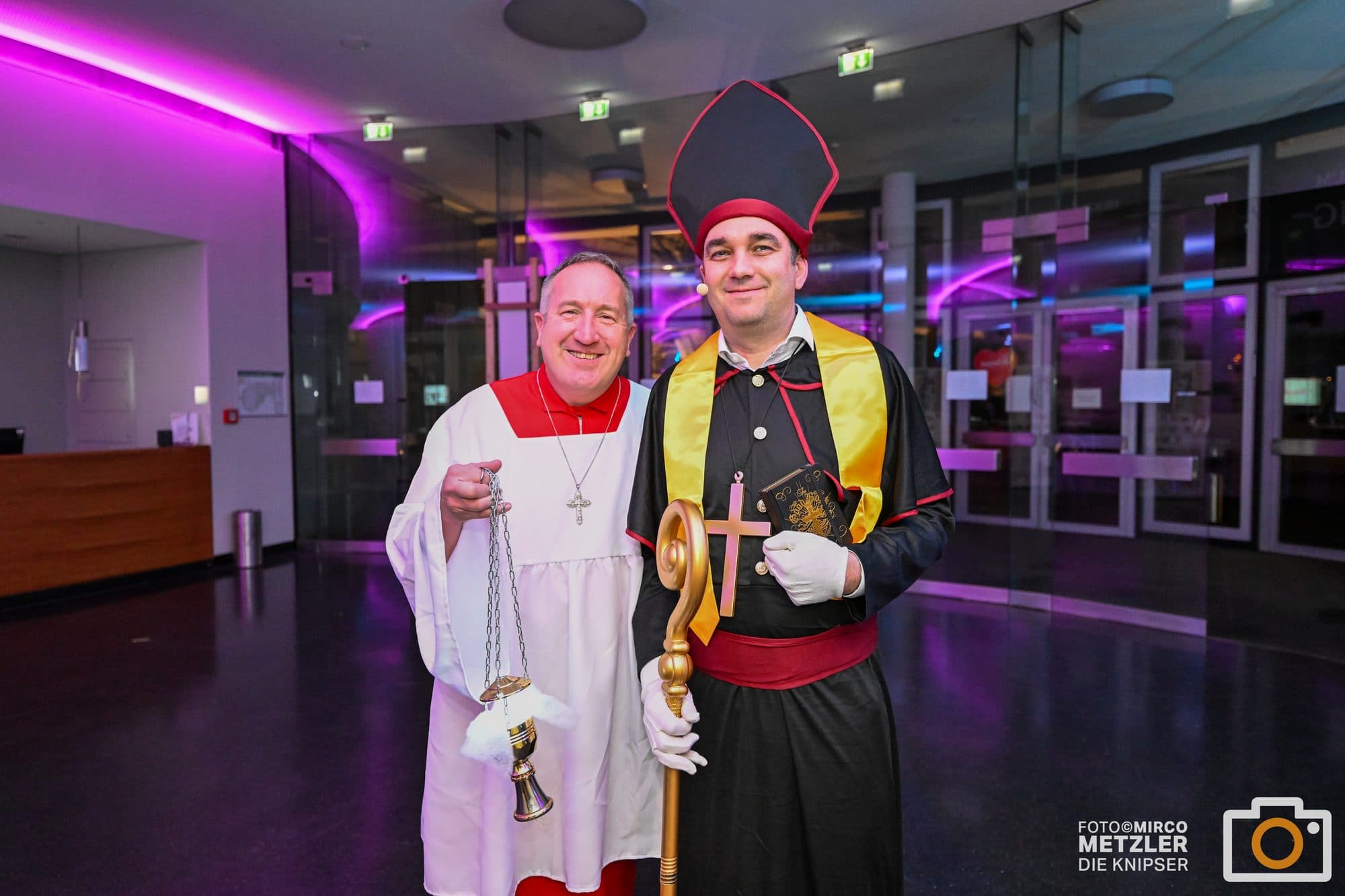 Bischof Burchard & Messdiener Raphael